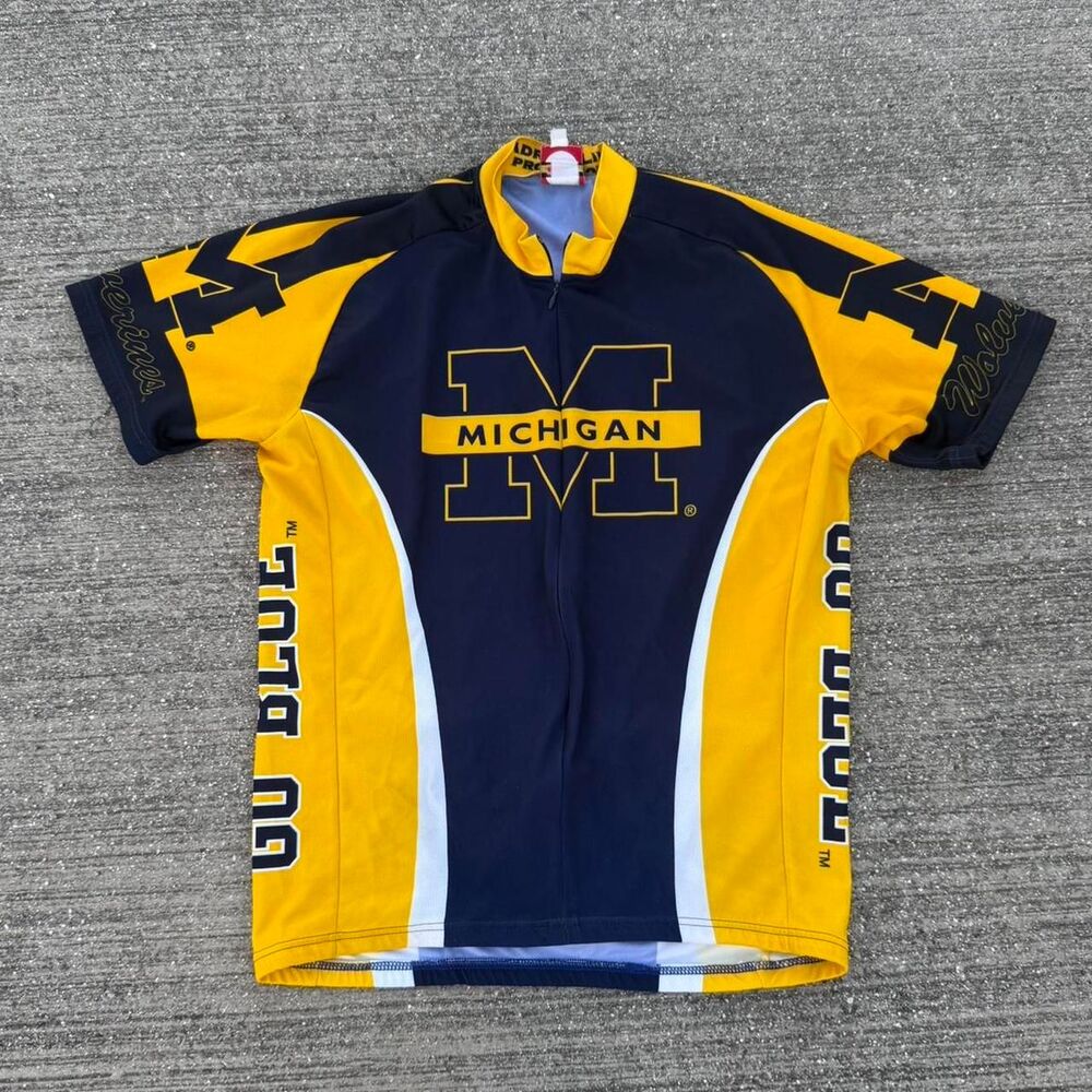 Unbranded Men's Yellow and Navy Top